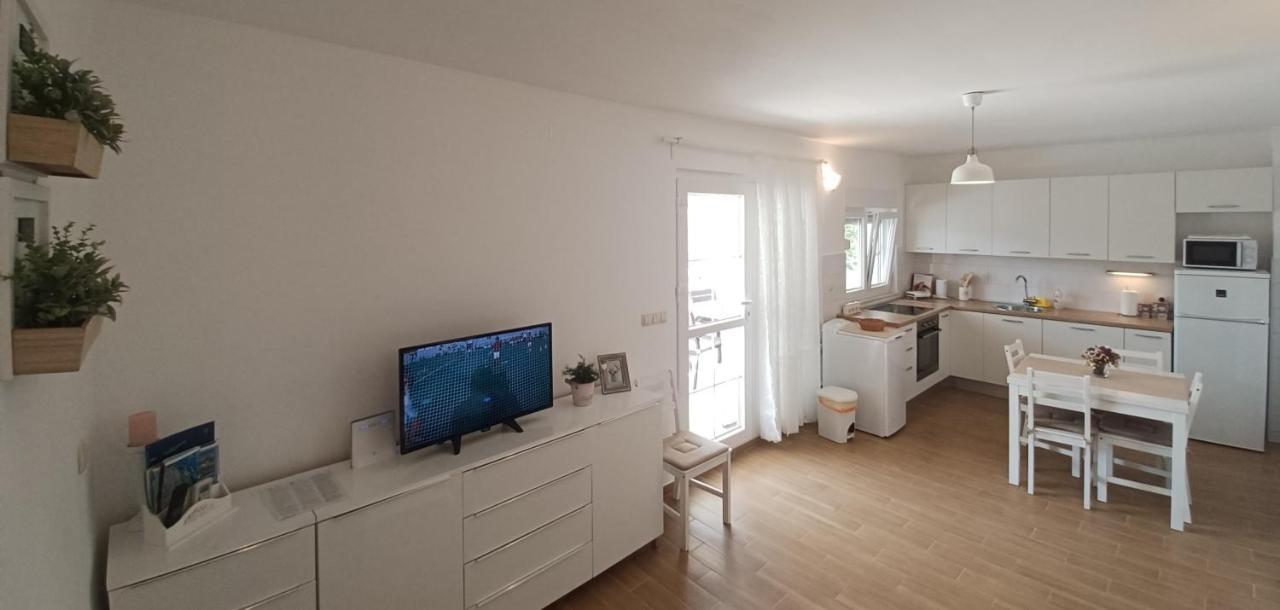 Apartman S Pogledom Ždrelac Exteriér fotografie
