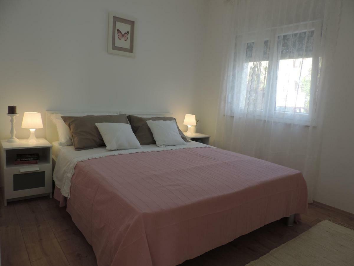 Apartman S Pogledom Ždrelac Exteriér fotografie